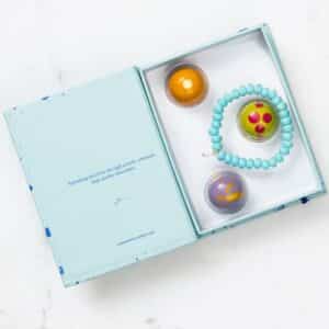 Box 3 with bracelet